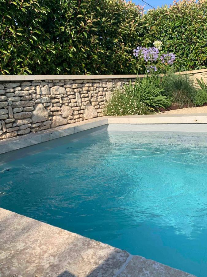 Le Cabanon De Livia Avec Piscine Privee Βίλα Cucuron Εξωτερικό φωτογραφία