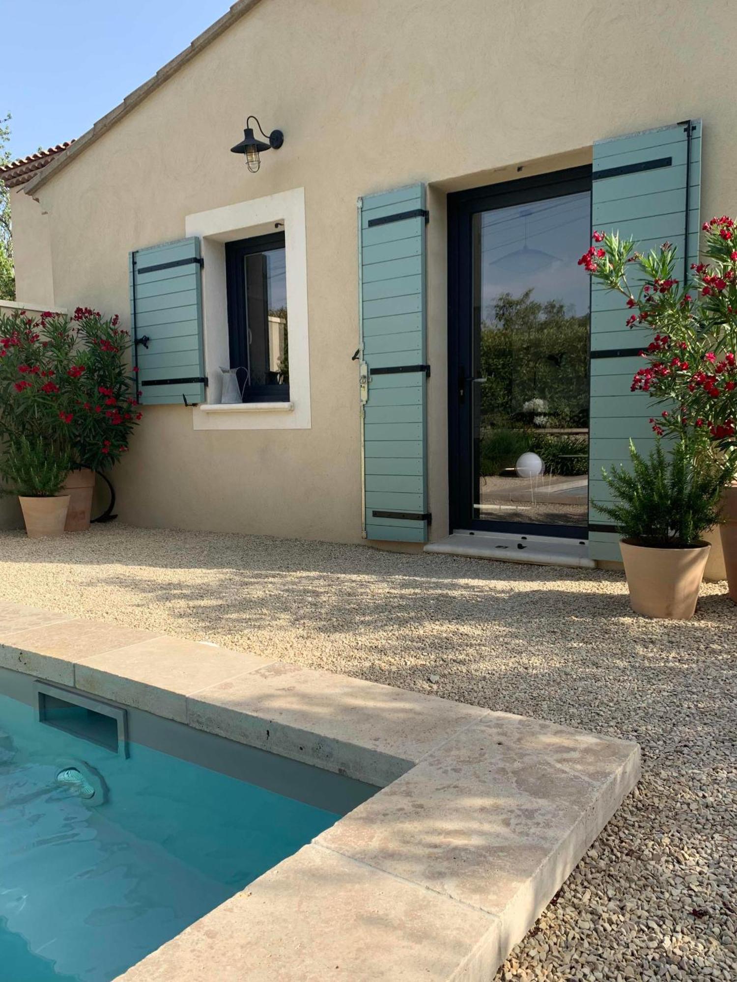 Le Cabanon De Livia Avec Piscine Privee Βίλα Cucuron Εξωτερικό φωτογραφία